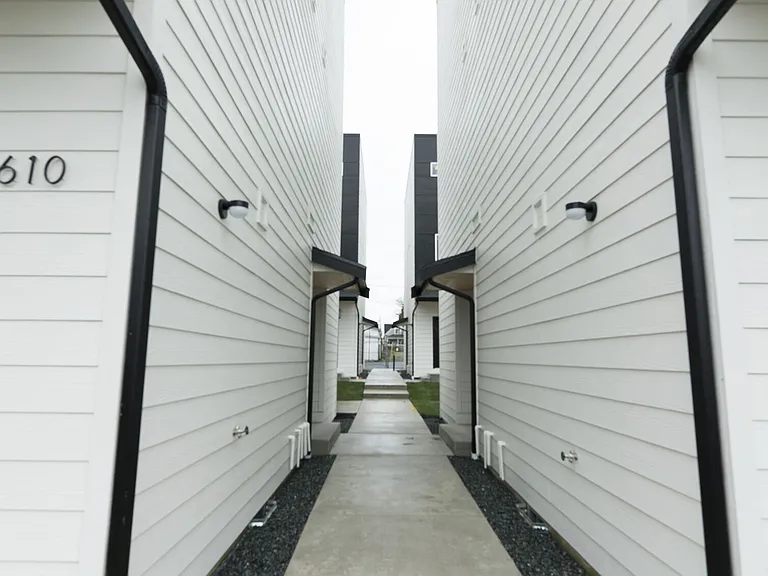 610 S 34th St — Photo 3