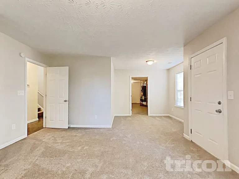 355 Mica Trl — Photo 3