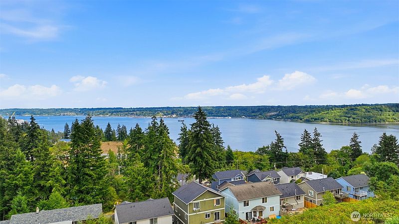 5th image of 1664 Sound Ridge Drive