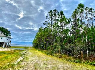 21 Ciera Ln, Eastpoint, FL 32328