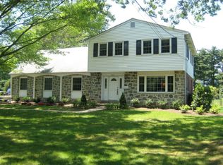 2605 Barton Ct, Cinnaminson, NJ 08077