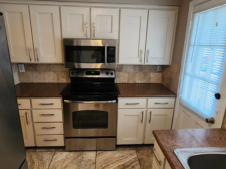 7347 El Barco Rd #6 — Photo 28