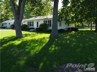 853 Stella St, Montgomery City, MO 63361
