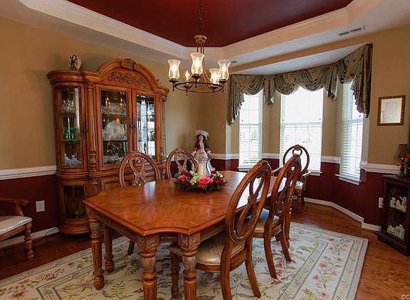 4th image of 8113 Tippling House Dr #8113