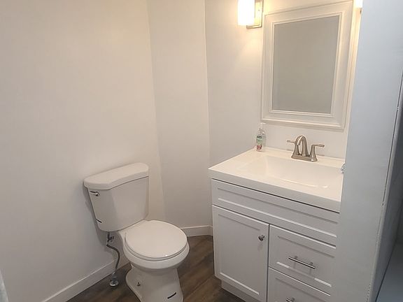 2nd image of 4416 Josephine St