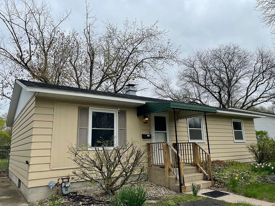 1st image of 446 Ramion Ave