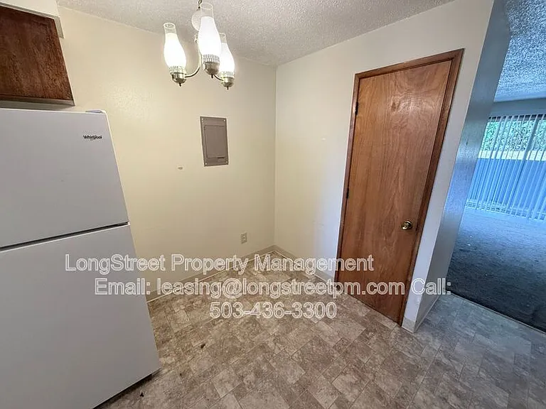 1250 SW E Ave #2 — Photo 6