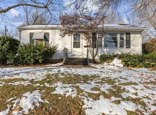 1305 Franklin St, North Liberty, IA 52240