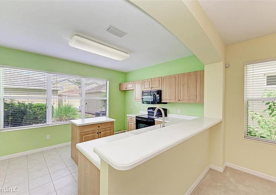 1st image of 4820 Forest Creek Trl