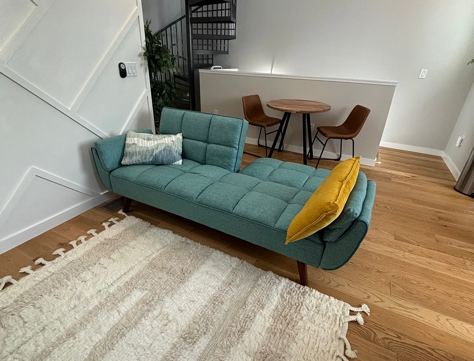 1 bed, 701 sqft, $2,350 — Photo 3