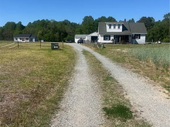 272 Deer Run Trl, Saint Stephens Church, VA 23148