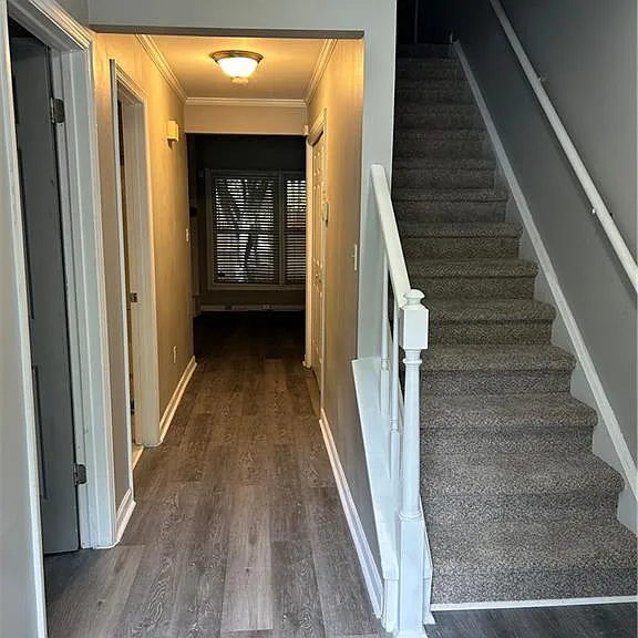 5031 Bell Dr SE — Photo 2