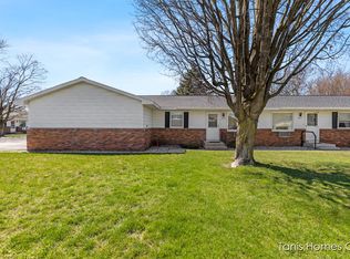 3319 Division St SW, Grandville, MI 49418
