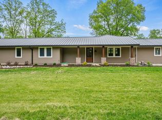 10213 Aboite Rd, Roanoke, IN 46783