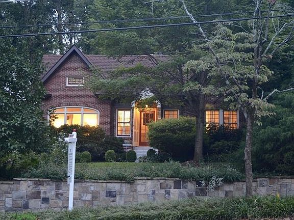 5th image of 1273 Stillwood Dr