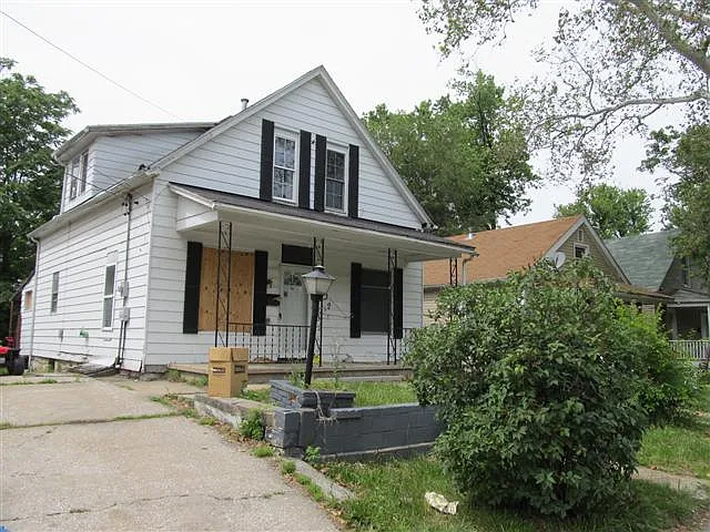 332 Jefferson Ave photo 1