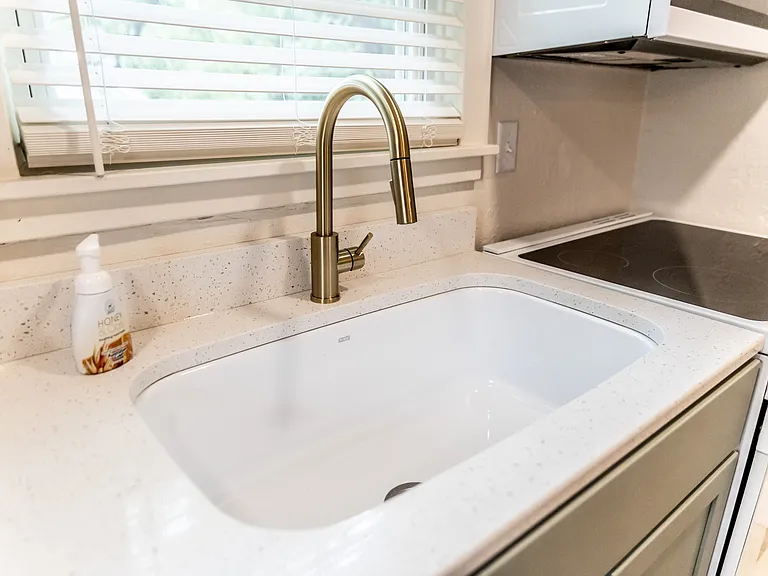 240 N 24th St #2 — Photo 14