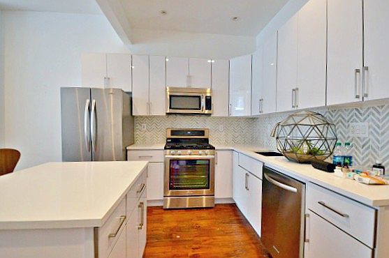 2nd image of 27 E 20th St APT 1