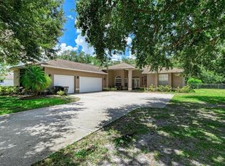 2611 221st St E, Bradenton, FL 34211