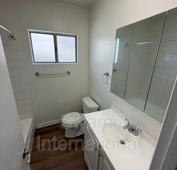 1707 W 144th St #2 — Photo 10
