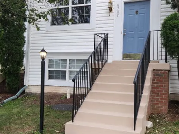 8707 Farnham Way, Bristow, VA 20136