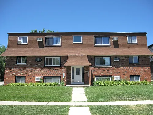 1300 Getzelman Dr Photo 1