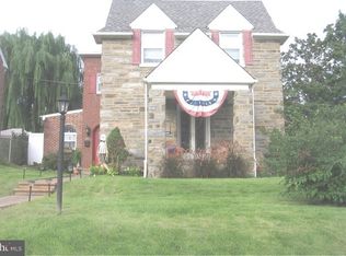 1823 Chandler St, Philadelphia, PA 19111
