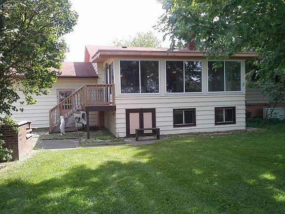 2nd image of 11955 Woodland Dr