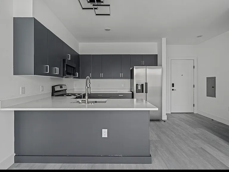 354 Union Ave #201 — Photo 19