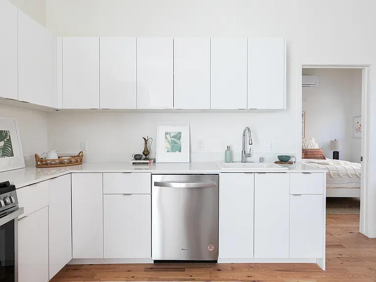 4543 Pickford St #1/4 — Photo 5