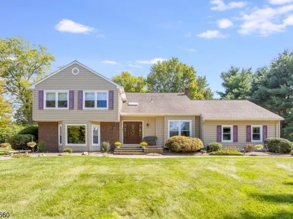 26 Valley Rd, Roxbury Twp., NJ 07876