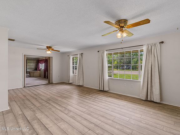 5th image of 2816 Williamsburg Rd