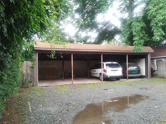 5th image of 318 Washington St