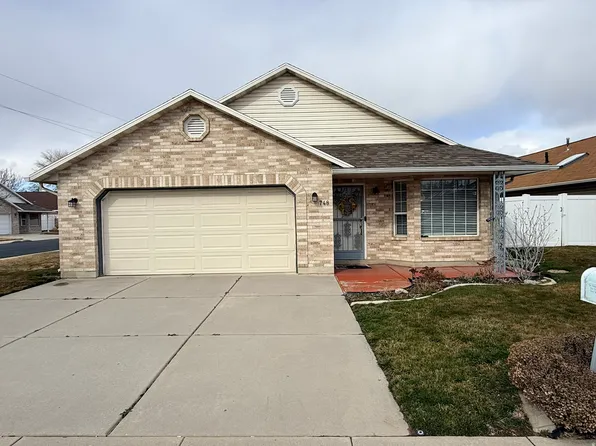 748 W 4075 S, Riverdale, UT 84405