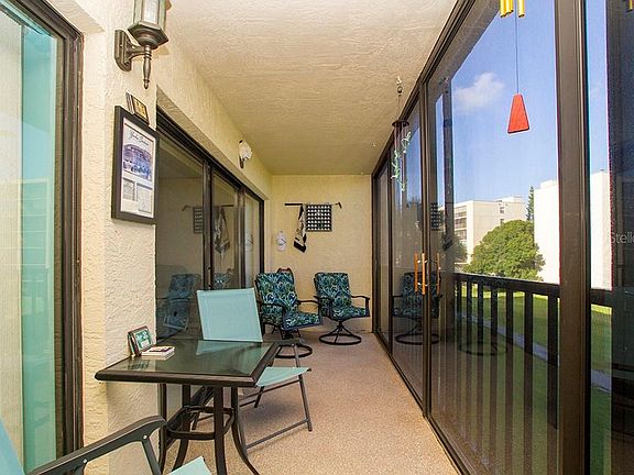 5th image of 3200 Cove Cay Dr Unit 3E