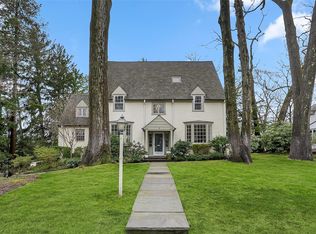 2 Woodlawn Ave, New Rochelle, NY 10804