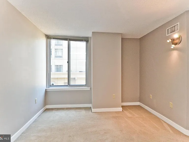 555 Massachusetts Ave NW #313 — Photo 24