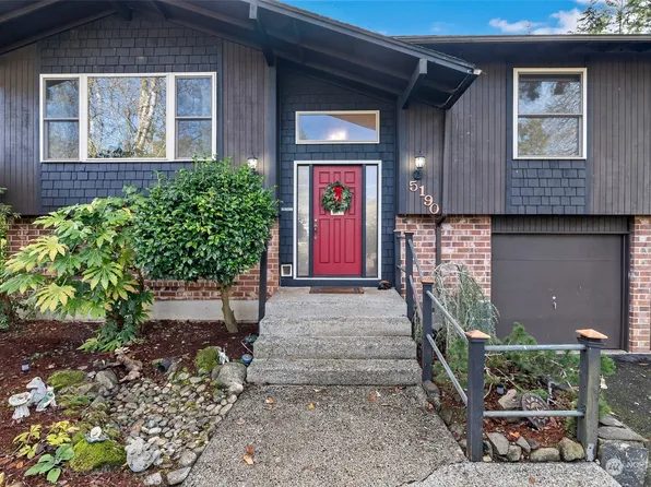 5190 Granada Place SE, Port Orchard, WA 98366