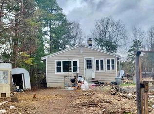 567 Ossipee Trl W, Standish, ME 04084