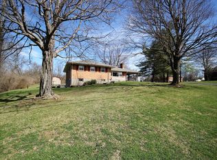 6682 Cresthaven Ave, West Chester, OH 45069