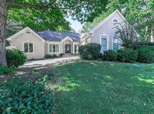 411 Beechwood Ln, Woodstock, GA 30189