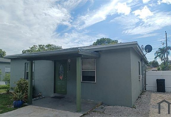 2nd image of 849 NW 16th Ave