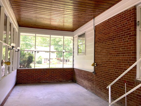 5th image of 6022 Jewell Ct