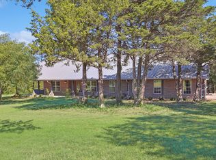 725 County Road 132, Whitesboro, TX 76273