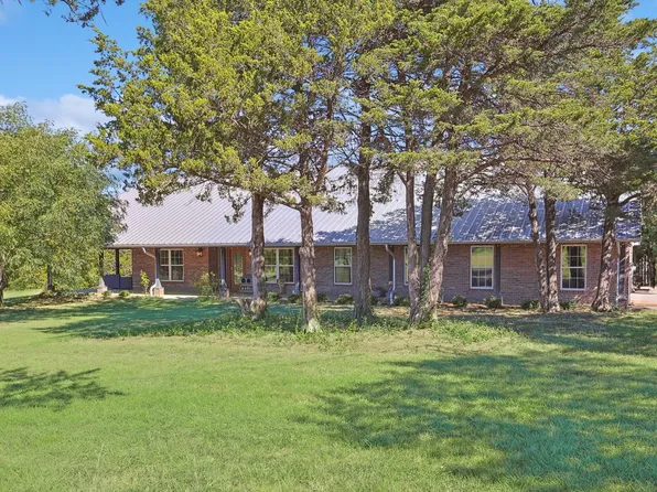 725 County Road 132, Whitesboro, TX 76273