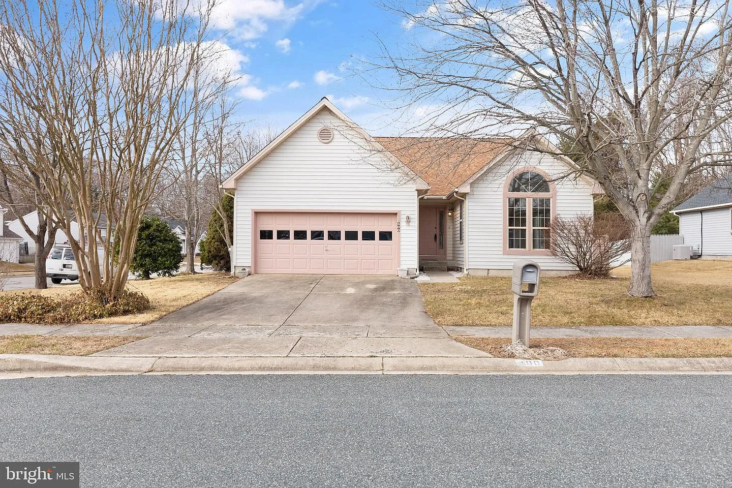 400 Arrow Wood Ct photo 1