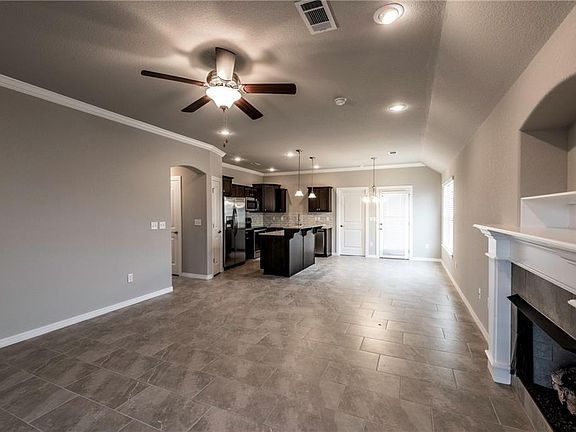 3rd image of 4529 W Blissful Dr
