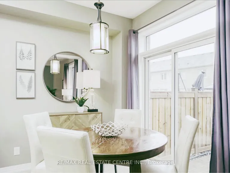 112 Hanson Cres — Photo 8