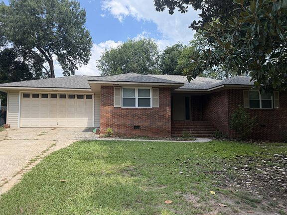 2nd image of 941 Harrington Dr
