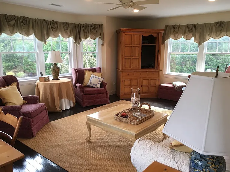 Private Rd — Photo 14